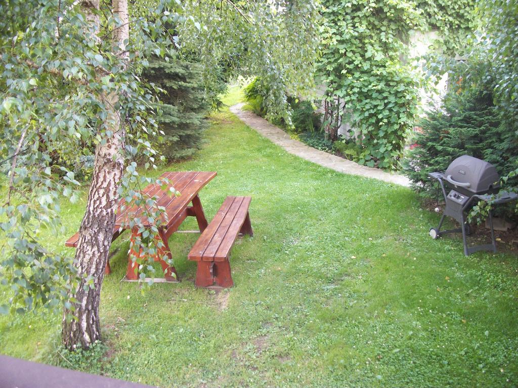 Domek I Apartamenty Stokrotka Krynica Exterior foto